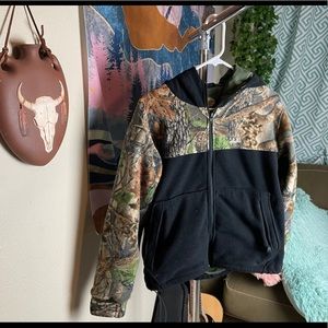 Cabela's unisex Full-Zip Fleece Jacket - Realtree Camo/Black - Size L (10-12)